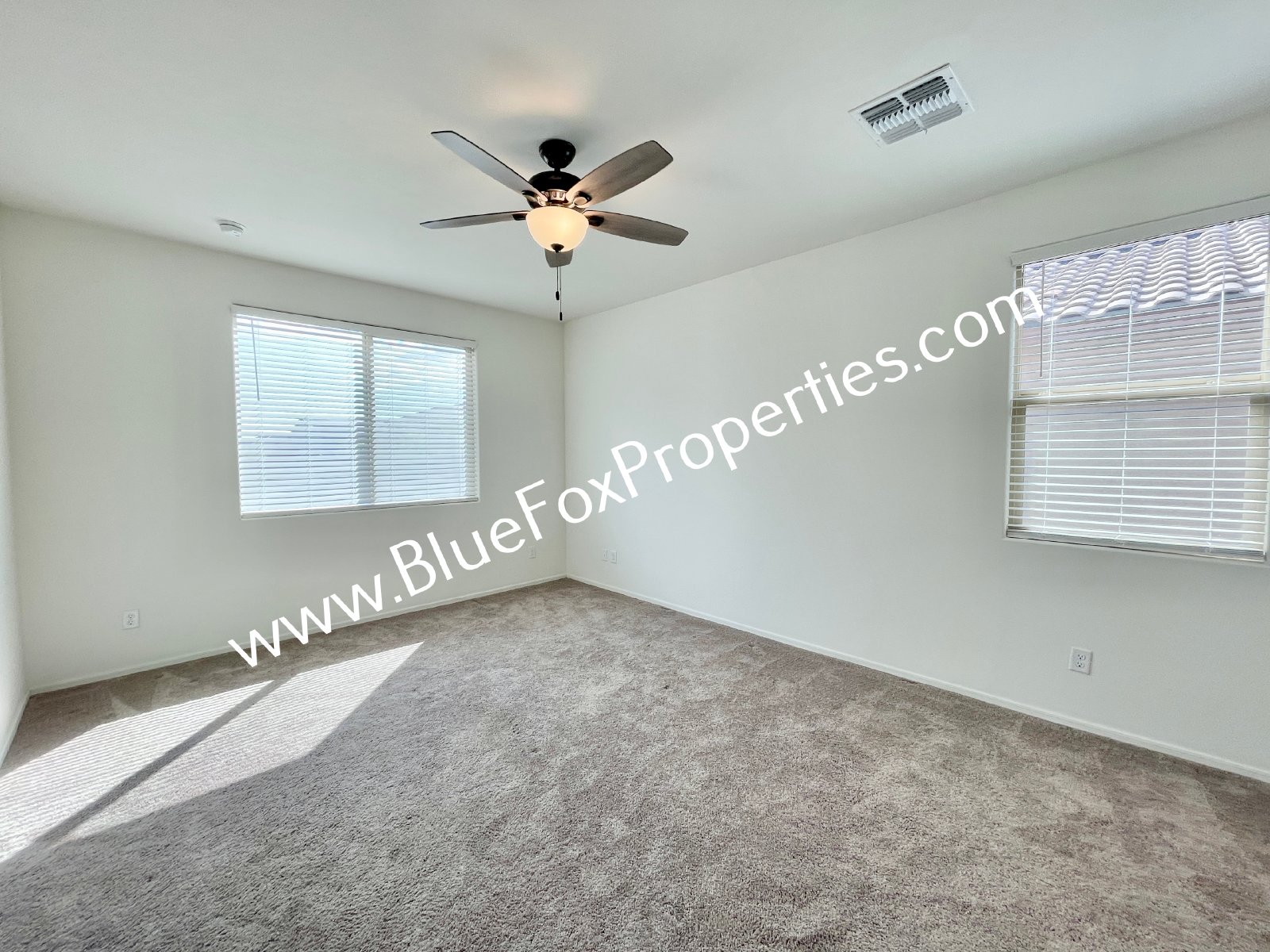 10623 W Harrigan Dr property image