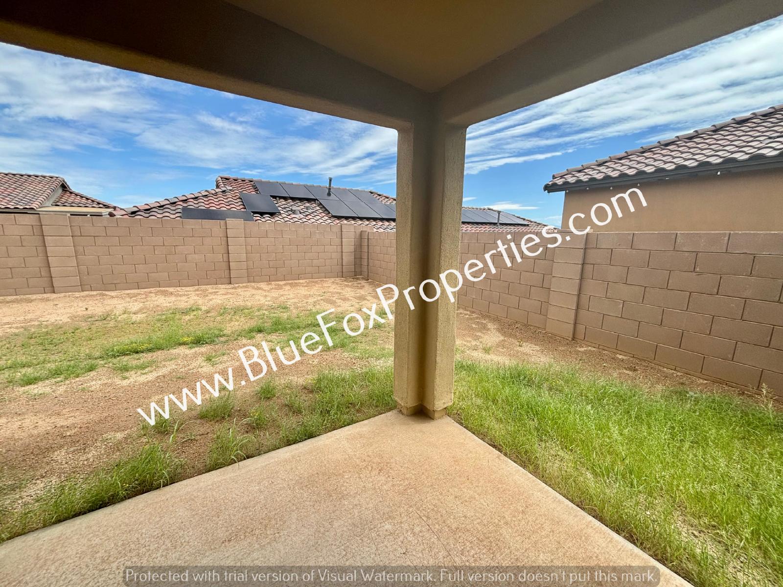 670 W Calle Calca property image