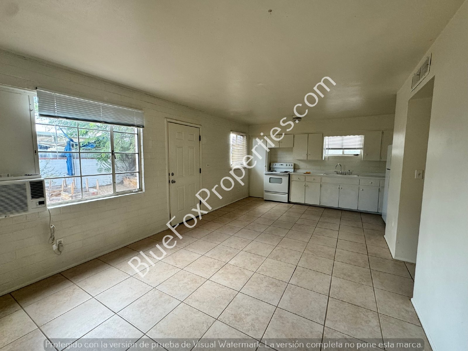 1224 N Camila Blvd property image