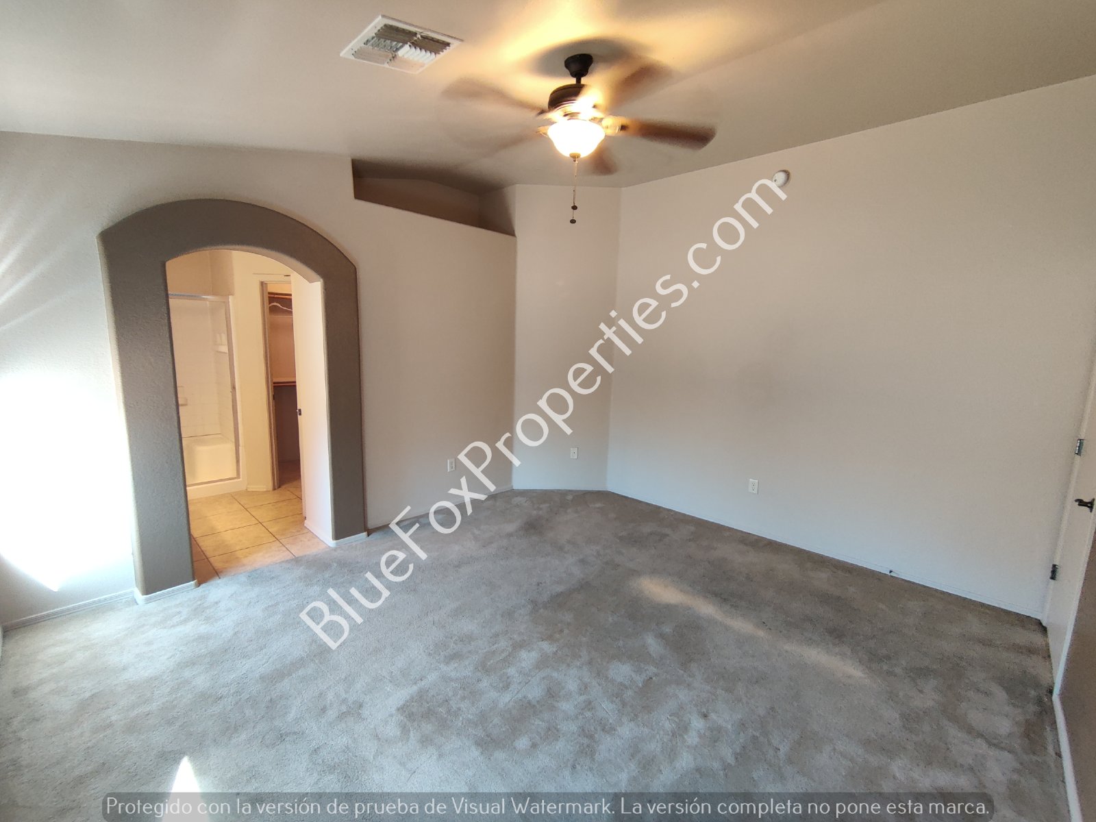 2 Bedroom Townhome in Central Location property image