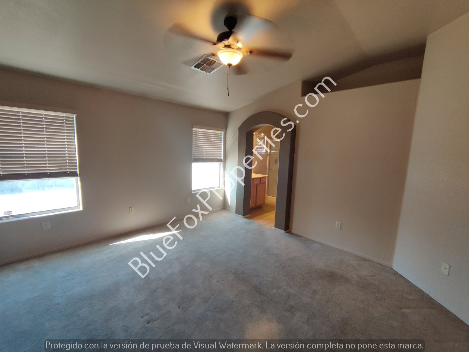 2 Bedroom Townhome in Central Location property image