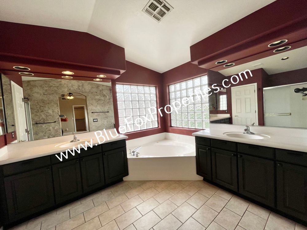 5 Bedrooms, 3 Baths Home, Rancho Visto property image